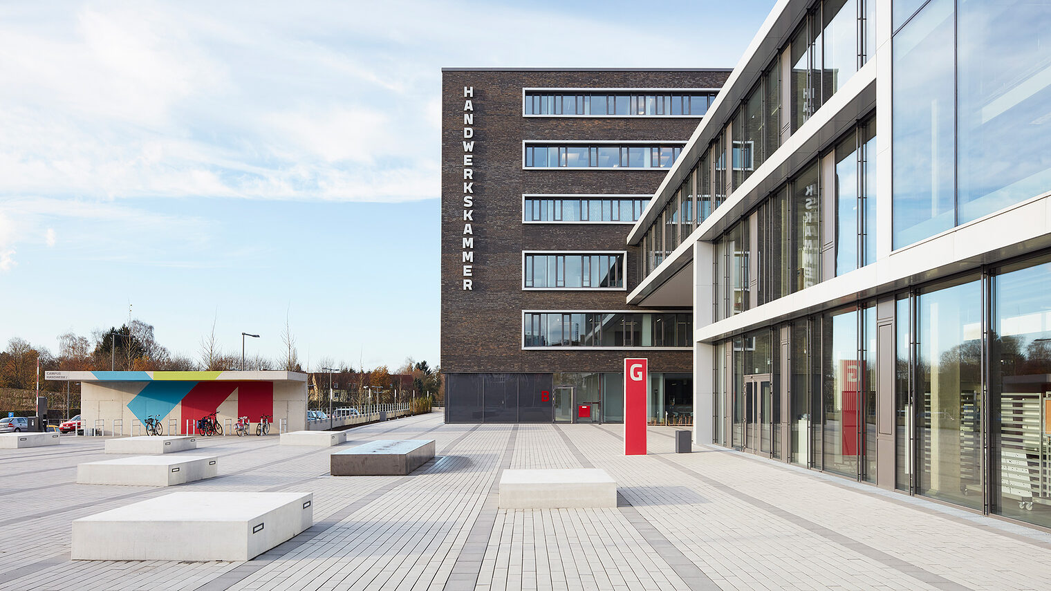 Vorplatz Campus Handwerk Bielefeld