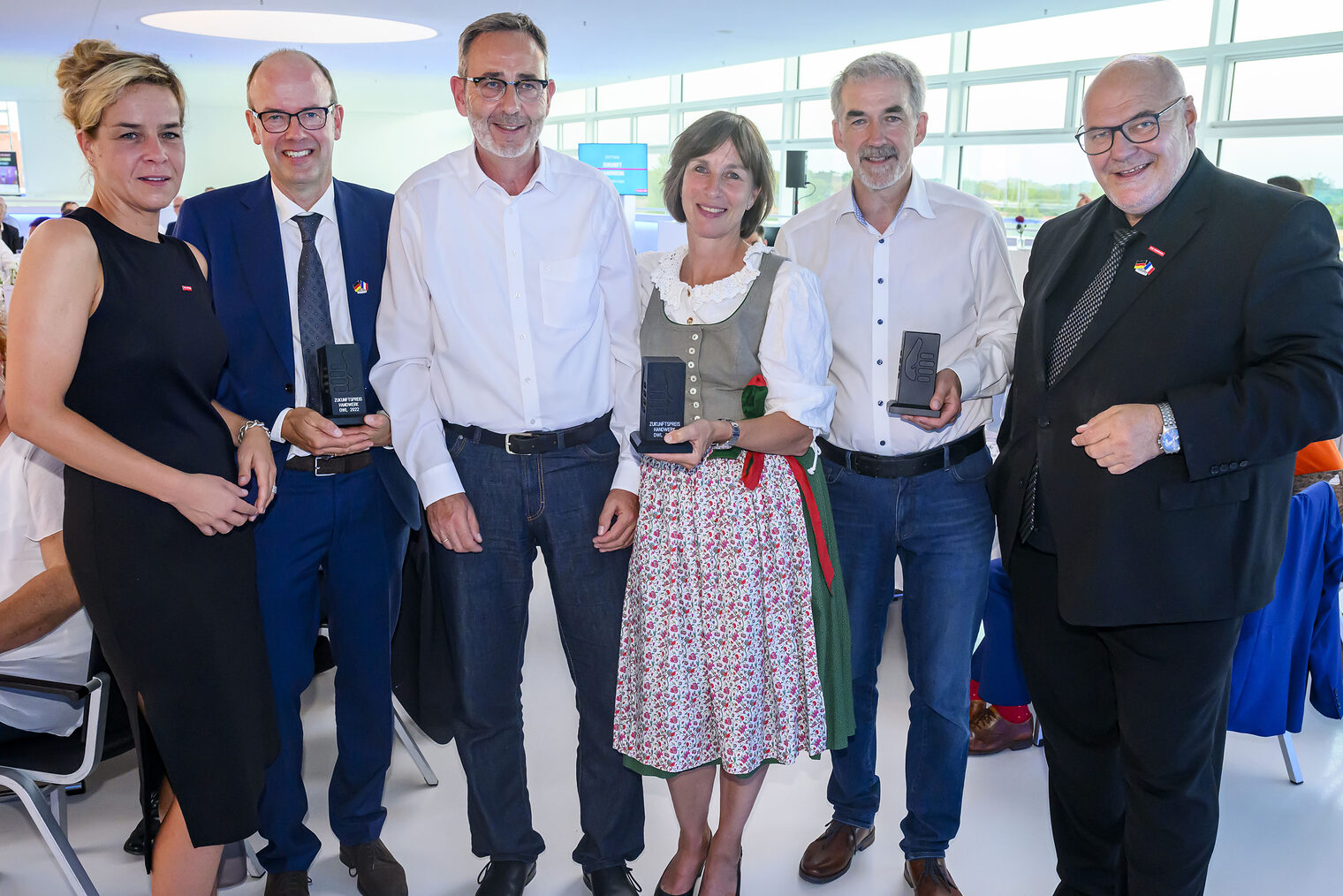 Verleihung des Zukunftspreis der Stiftung Handwerk in der Skylobby in Guetersloh. (Foto: Thomas F. Starke/HANDWERKSKAMMER OWL) Schlagwort(e): J22