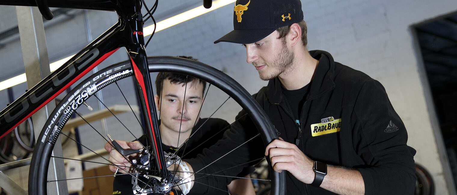 zweiradmechatroniker_fahrrad