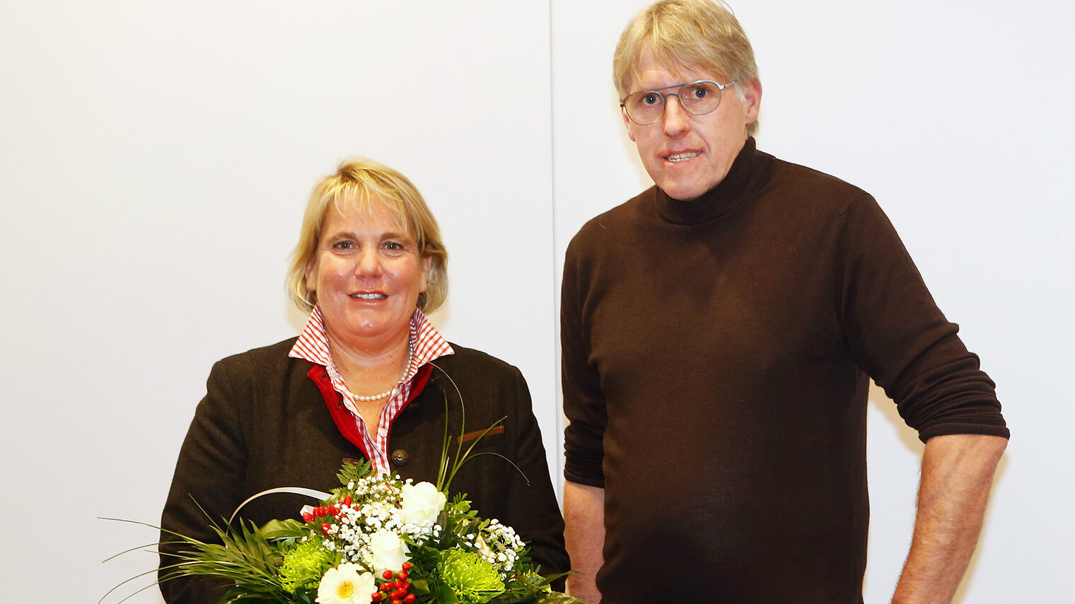 Martina Hannen ist seit Jahresbeginn neue Geschäftsführerin der Kreishandwerkerschaft Wittekindsland. Kreishandwerksmeister Ulrich Birkemeyer beglückwünschte die Juristin zu ihrer Wahl durch die Delegiertenversammlung.