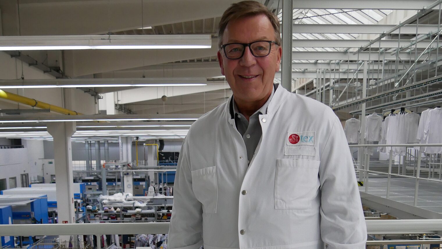 Thomas Giesler, Vertriebsleiter von Sitex Textile Dienstleistungen, in der Wäscherei in Porta Westfalica. 