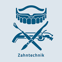 Das Bild zeigt das Zunftzeichen der Zahntechnik. Es sind ein Gebiss und verschiedene Werkzeuge zu sehen.