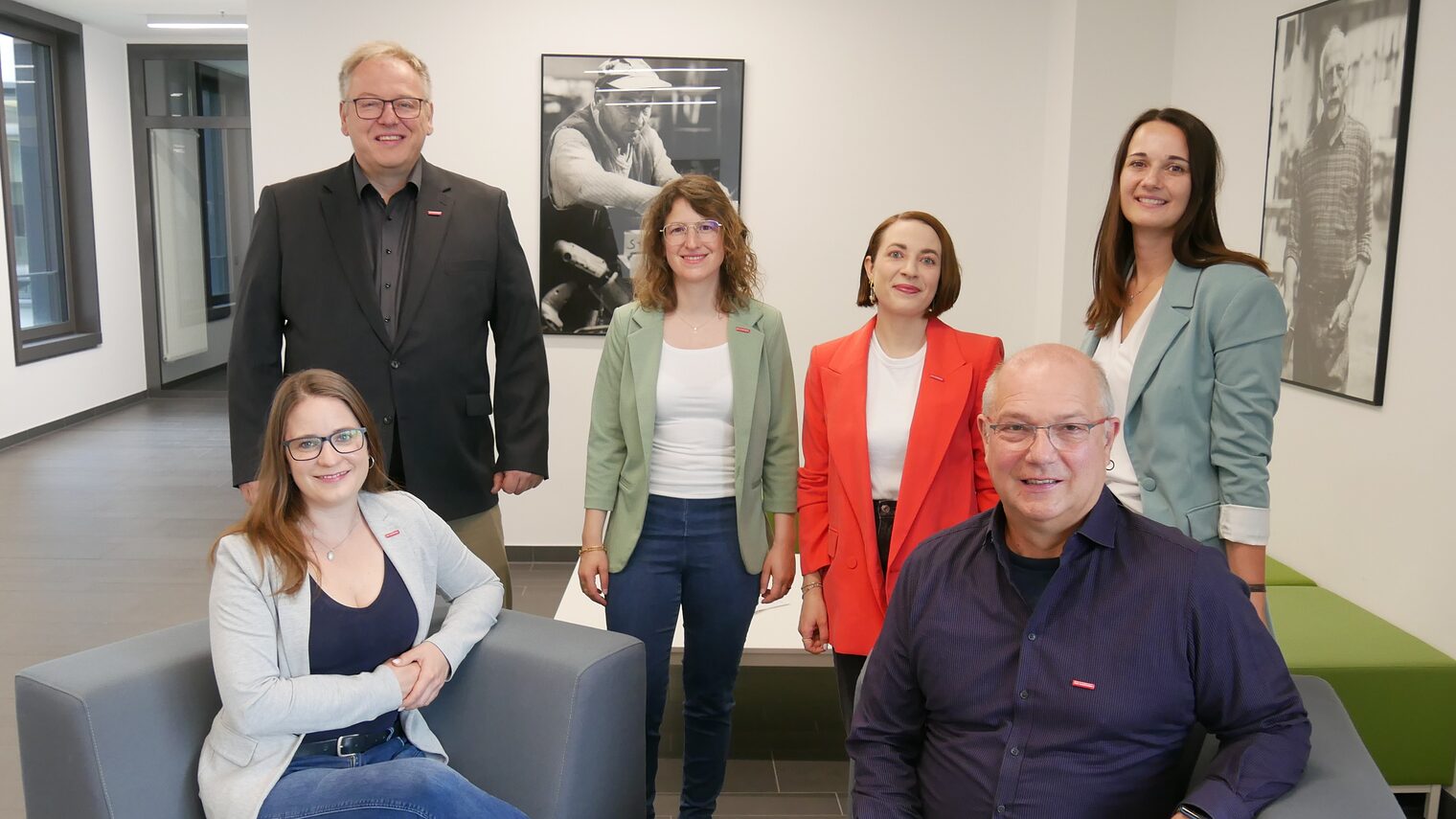 Das Foto zeigt das 6-köpfige Team der Fachkräftesicherung aus dem Bereich Berufsbildung. 