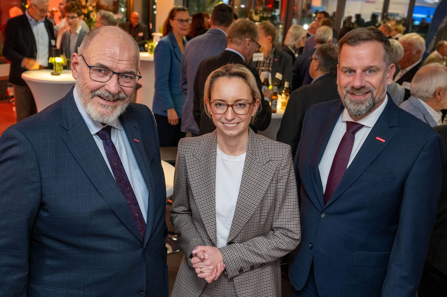 Kammerpräsident Peter Eul, die neue Bielefelder Oberbürgermeisterin Dr. Christiana Bauer und Dr. Jens Prager, Hauptgeschäftsführer der Handwerkskammer