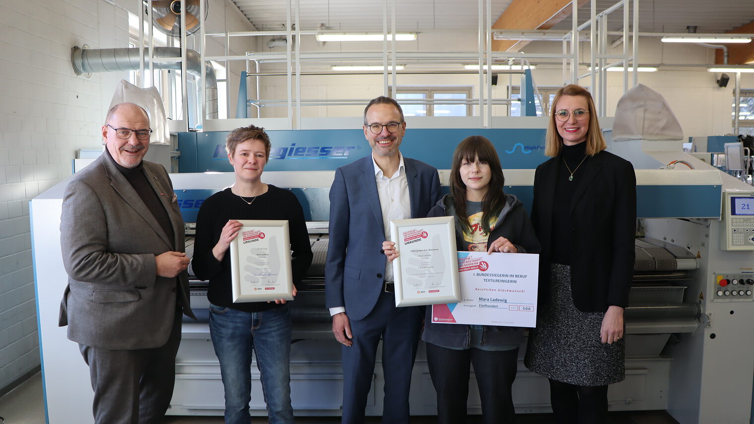 Peter Eul (von links), Stefanie Kost, Falko Heise, Mara Ladewig und Maike Krüger, 