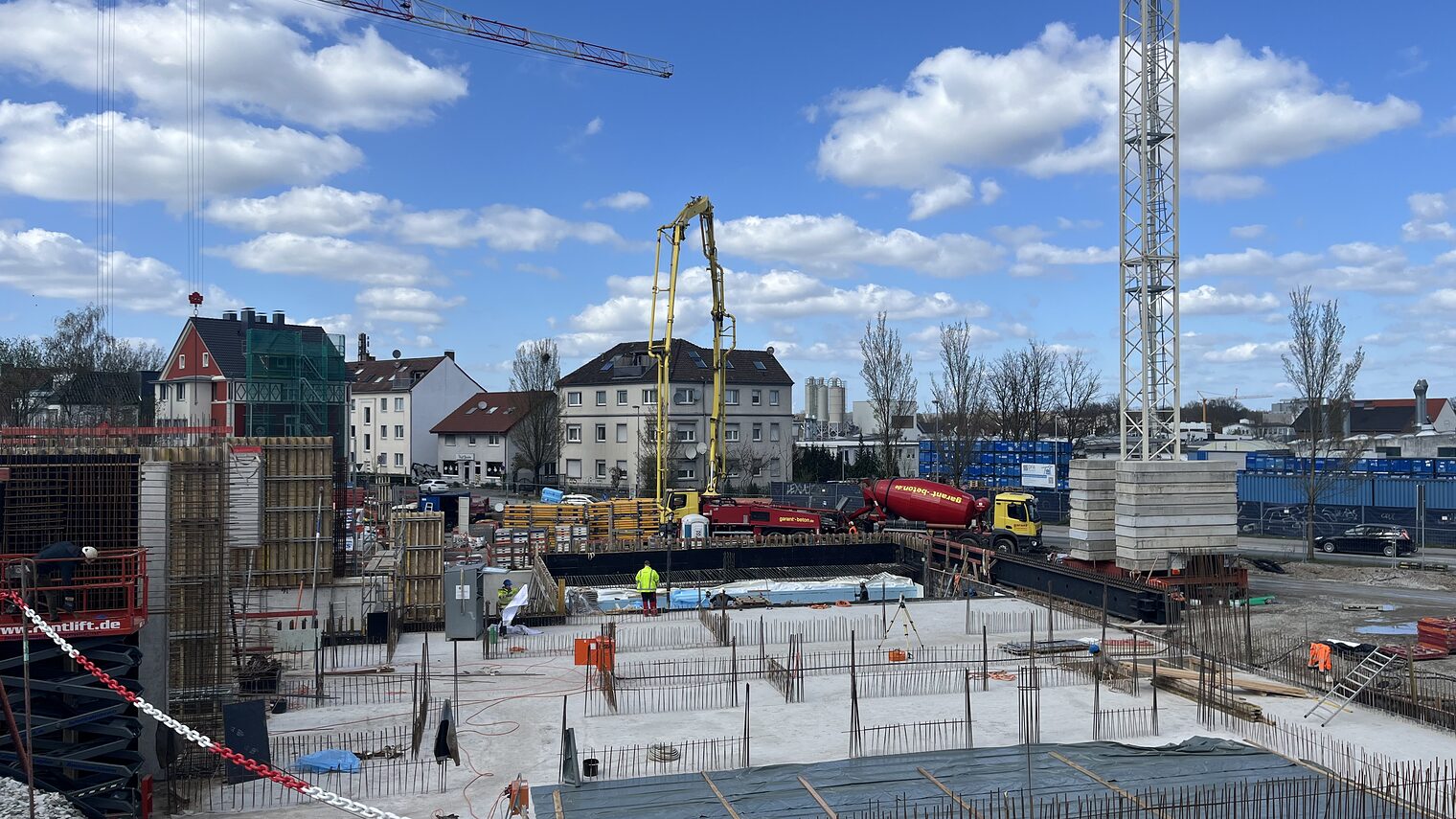 Der Neubau am Campus Handwerk schreitet voran. Die Gründung von Gebäude 2 (Baugewerke) ist fast fertig.