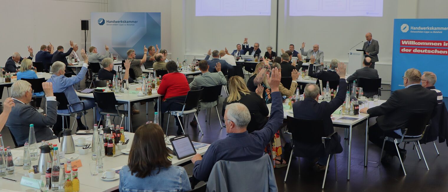 Die Vollversammlung während der Sitzung