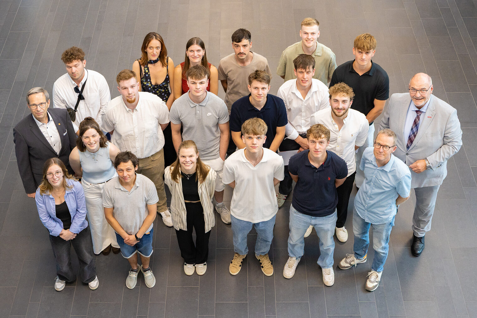 Gruppenbild Freisprechung Tischler