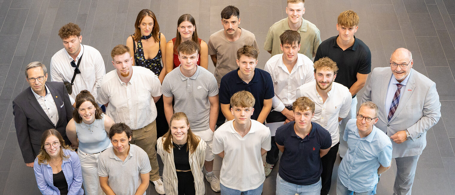 Gruppenbild Freisprechung Tischler