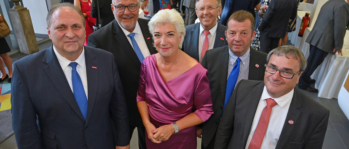 Ehrenpräsidentin