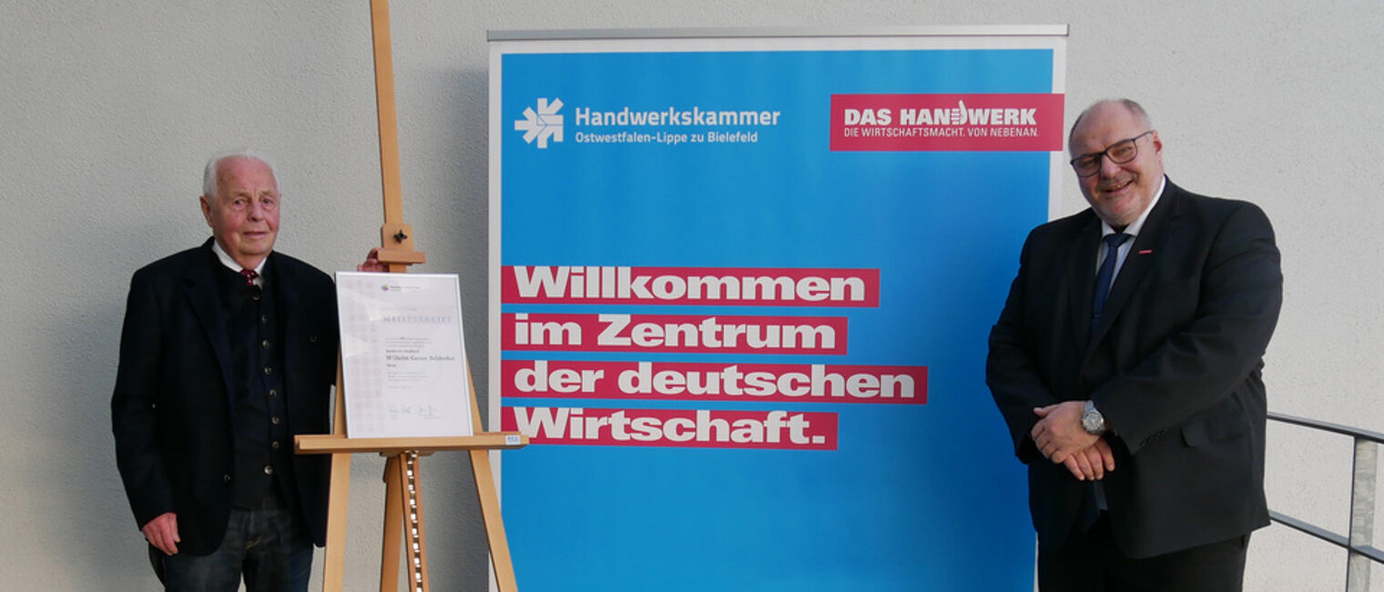 (v.l) Jubilar Wilhelm Gustav Palsbröker und Kammerpräsident Peter Eul 