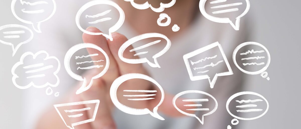 kontakt, kommunikation, dienstleistungen, kundenservice, kundenservice, hintergrund, cyberspace, support, spielwürfel, website, info, technologie, panorama, hilfe, auskunft, email, telefon, smartphone, email, unterstützung, web, post, online, telefon, telefon, buchstaben, schriften, business, daten, nachricht, handy, zeichen, hotline, dienstleistung, auskunft, klient, konzept, technik, business, büro, medien, anfragen, feedback, antwort