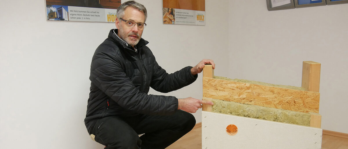 Firmenchef und Zimmerermeister Michael Thiesbrummel Firmenchef und Zimmerermeister Michael Thiesbrummel